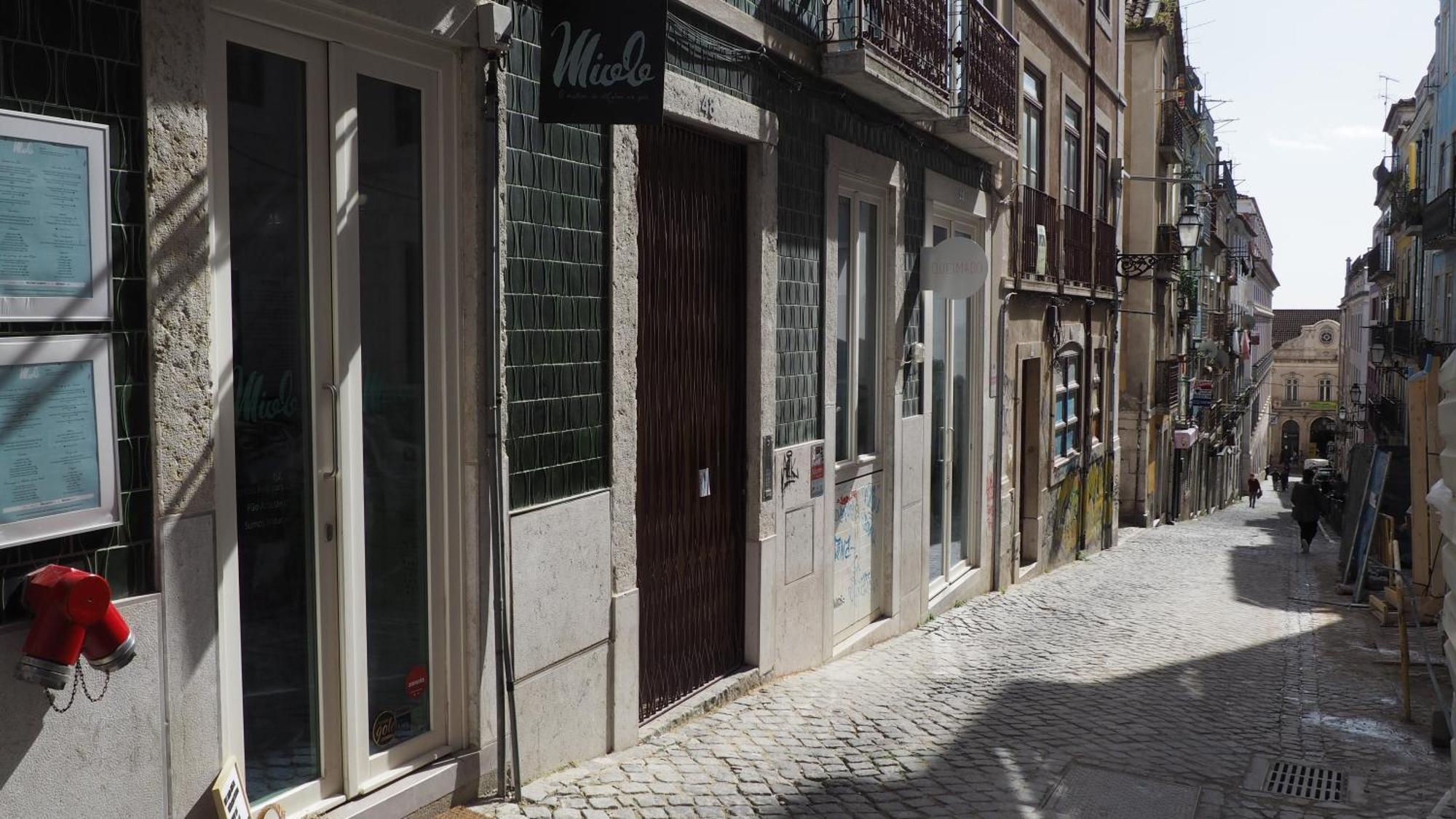 Cozy In Bairro Alto Lisbon
