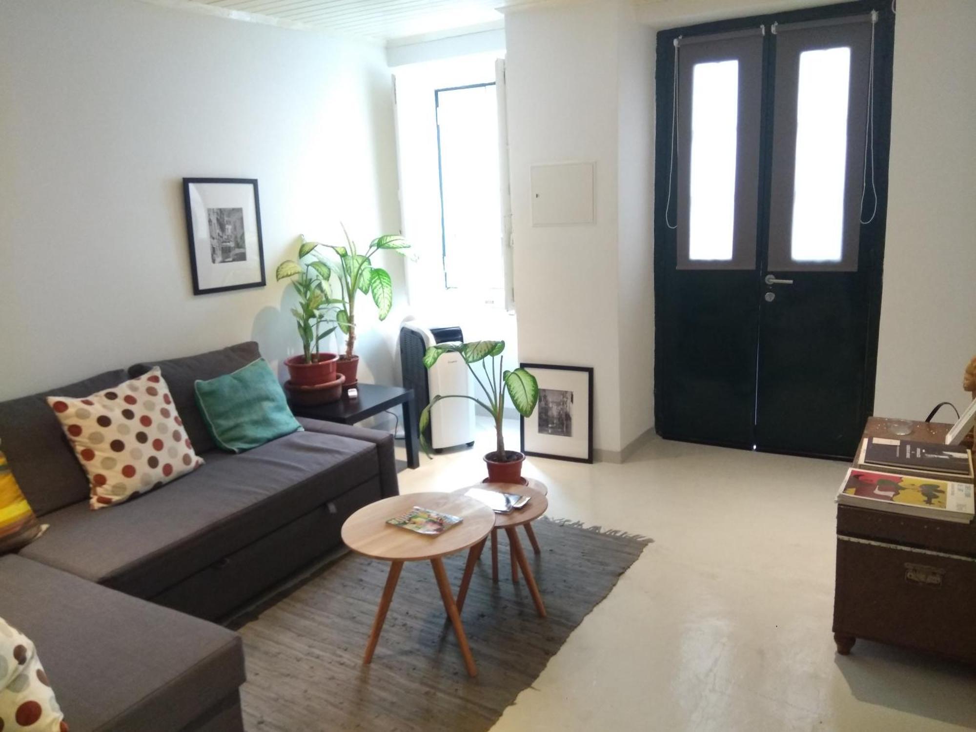 Apartment Cozy In Bairro Alto Lisbon