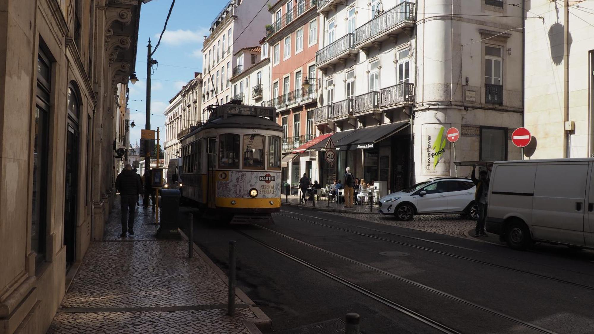 Apartment Cozy In Bairro Alto Lisbon